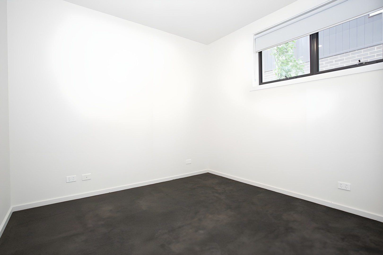 2/5 Obsidian Avenue, Tarneit, VIC 3029, Tarneit - Thumbnail 3