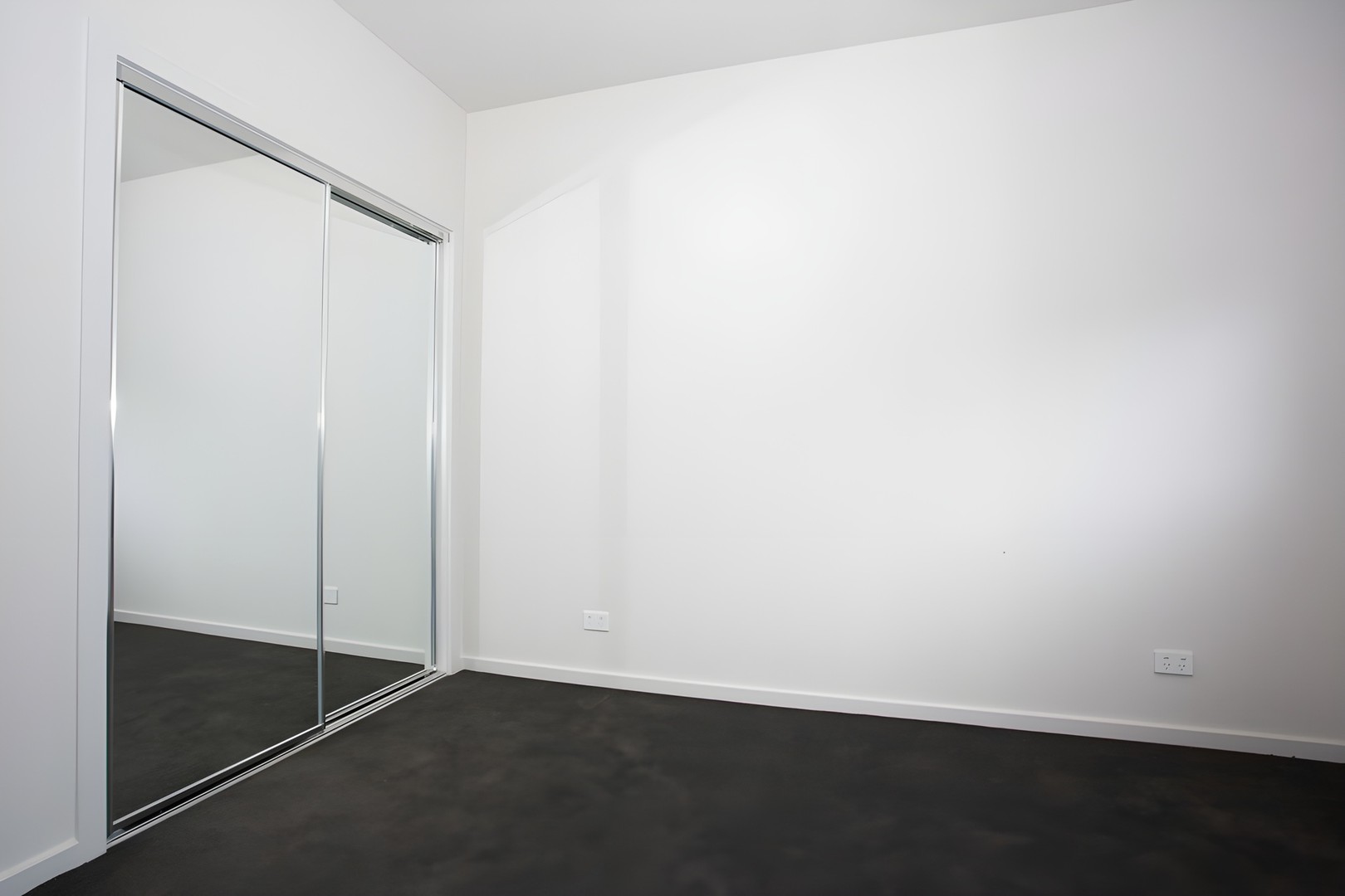 2/5 Obsidian Avenue, Tarneit, VIC 3029, Tarneit - Thumbnail 5