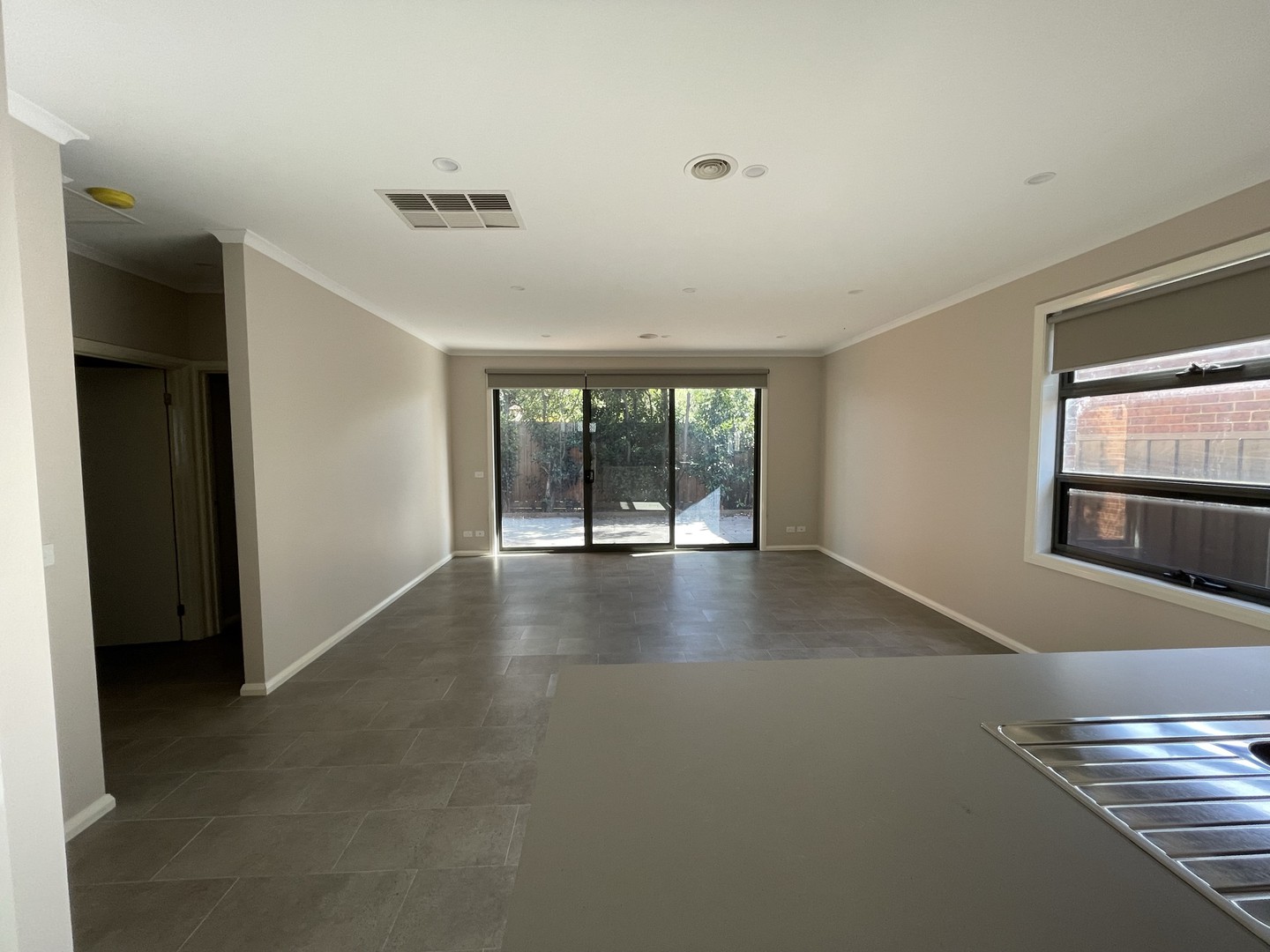 2/5 Racecourse RoadRiddells Creek, VIC 3431  - Leased, Riddells Creek - Thumbnail 3