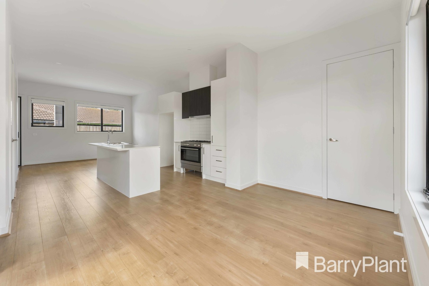 2/50 Cassowary Avenue, Werribee, VIC 3030, Werribee - Thumbnail 2