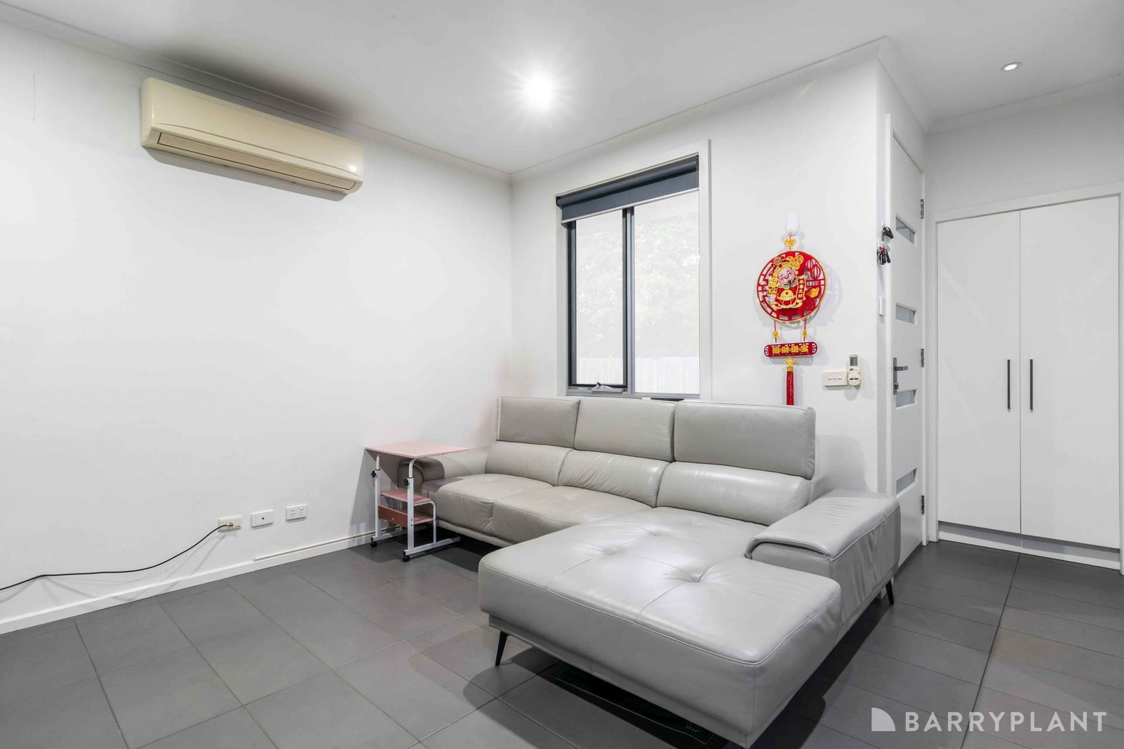 2/50 Douglas Avenue, St Albans, VIC 3021, St Albans - Thumbnail 3