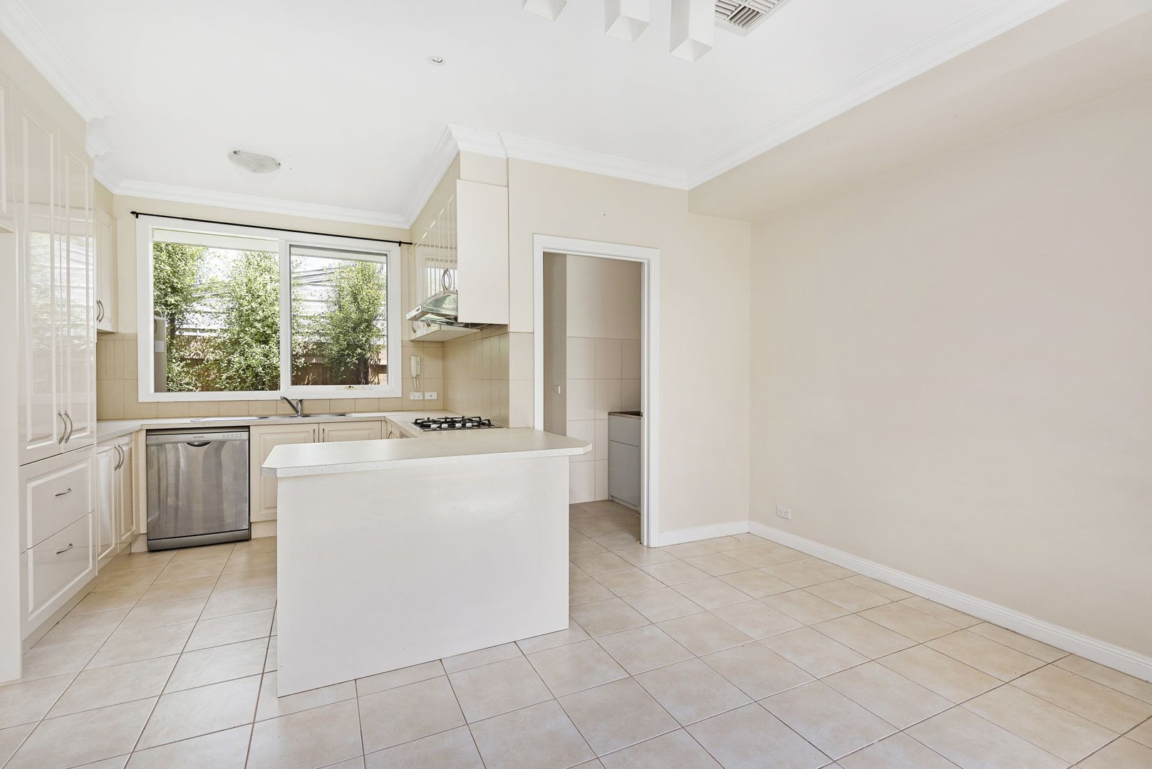 2/50 Esdale StreetNunawading, VIC 3131  - Leased, Nunawading - Thumbnail 4