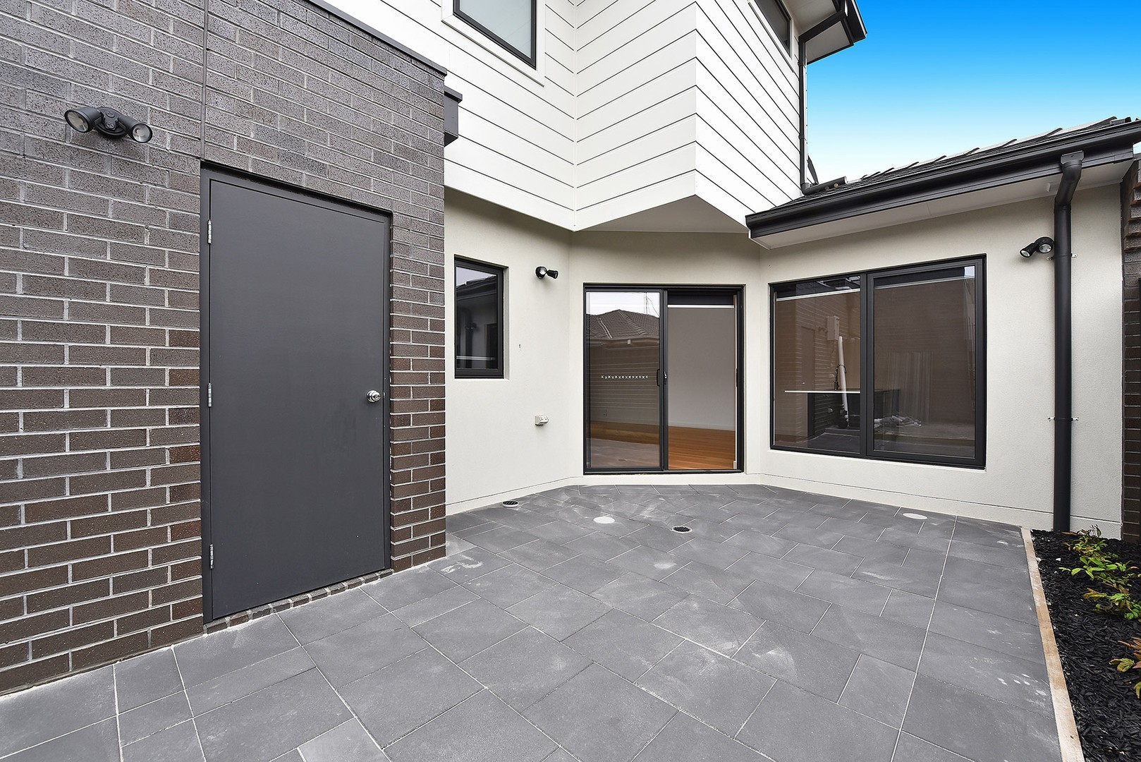 2/50 Haldane Road, Niddrie, VIC 3042 - Thumbnail 2 - 15/04/2026