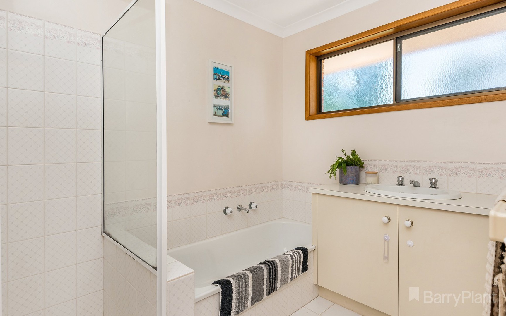 2/50 Ophir StreetGolden Square, VIC 3555  - Leased, Golden Square - Thumbnail 3