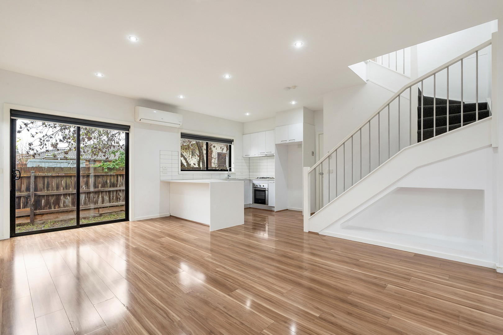 2/51 Jacana Avenue, Broadmeadows, VIC 3047 - Thumbnail 2 - 20/08/2026