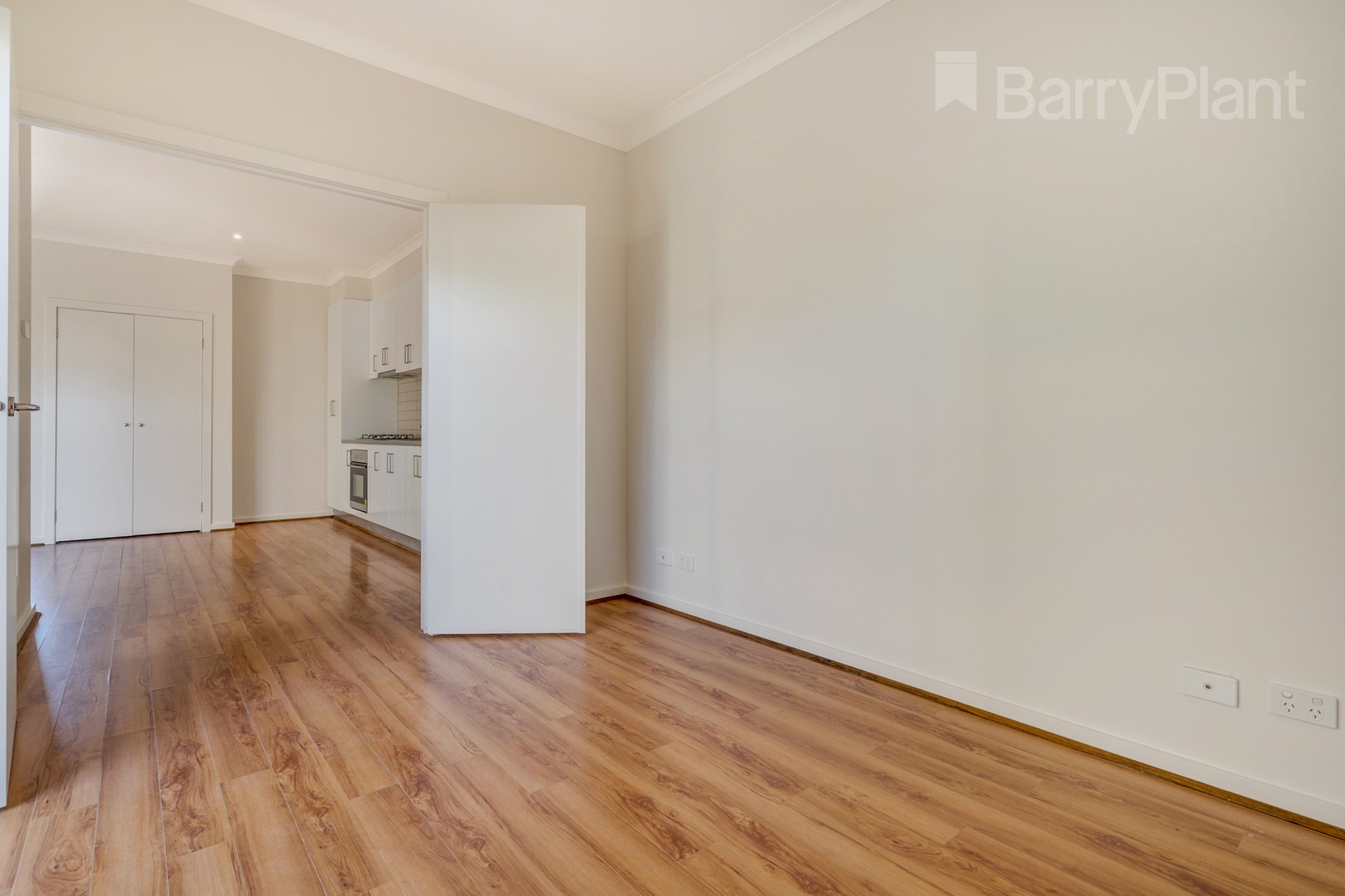2/51 Lane Crescent, Reservoir, VIC 3073, Reservoir - Thumbnail 7