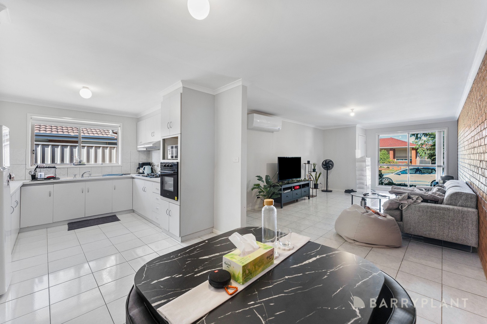 2/52 Currunghi Court, St Albans, VIC 3021 - Thumbnail 2 - 16/03/2026