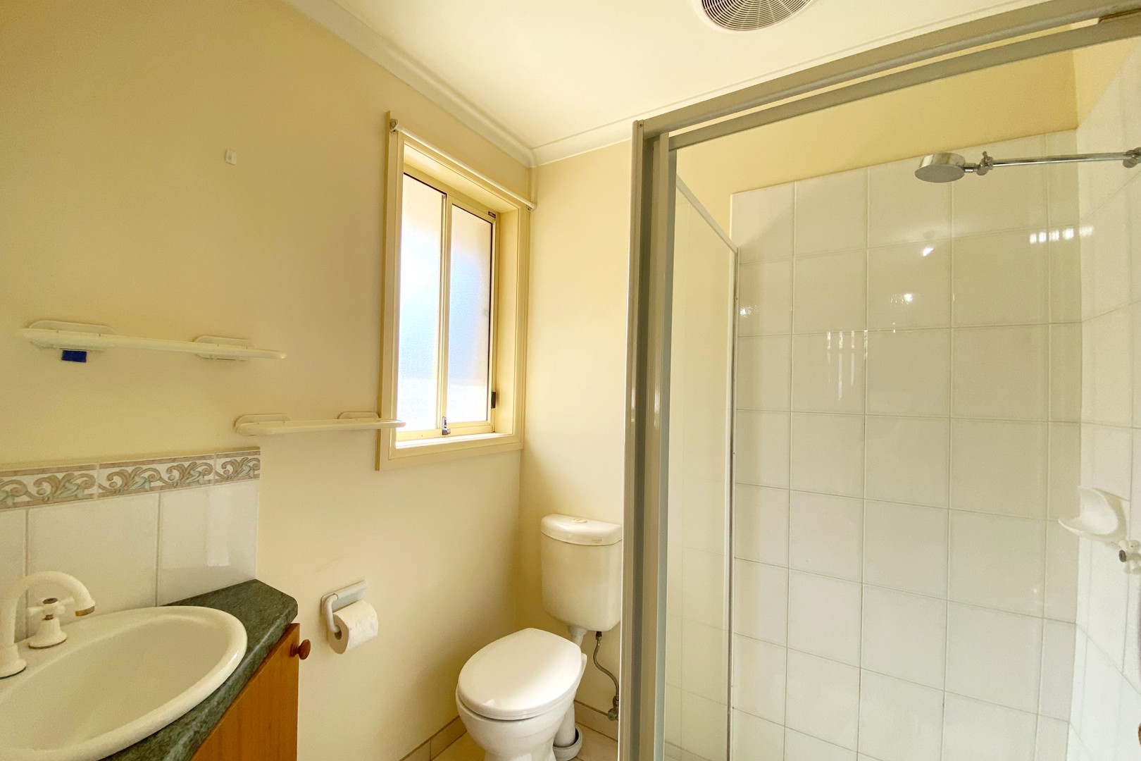 2/52 Elgin Street, Berwick, VIC 3806, Berwick - Thumbnail 8