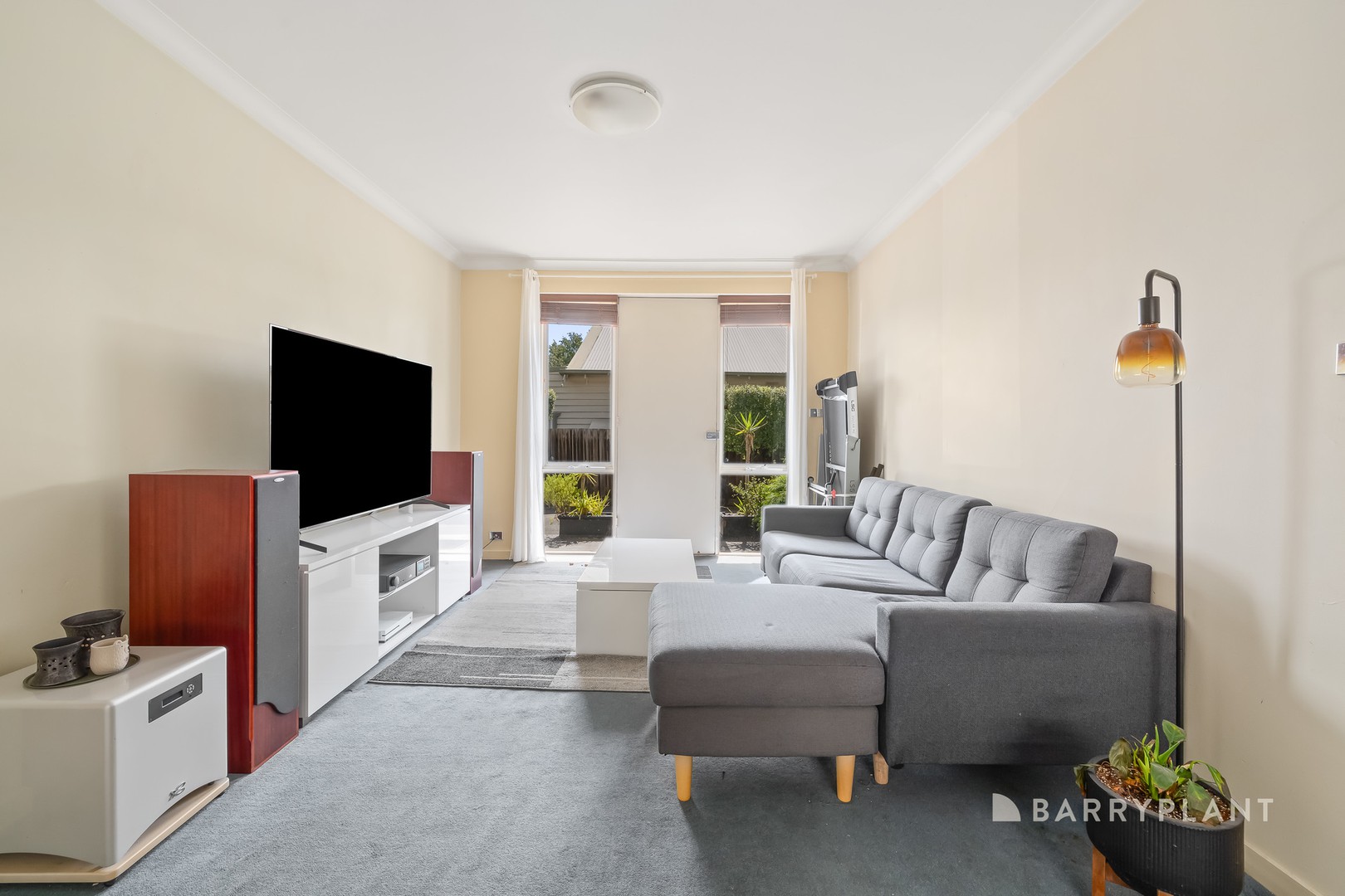 2/52 Martin Street, Thornbury, VIC 3071, Thornbury - Thumbnail 4