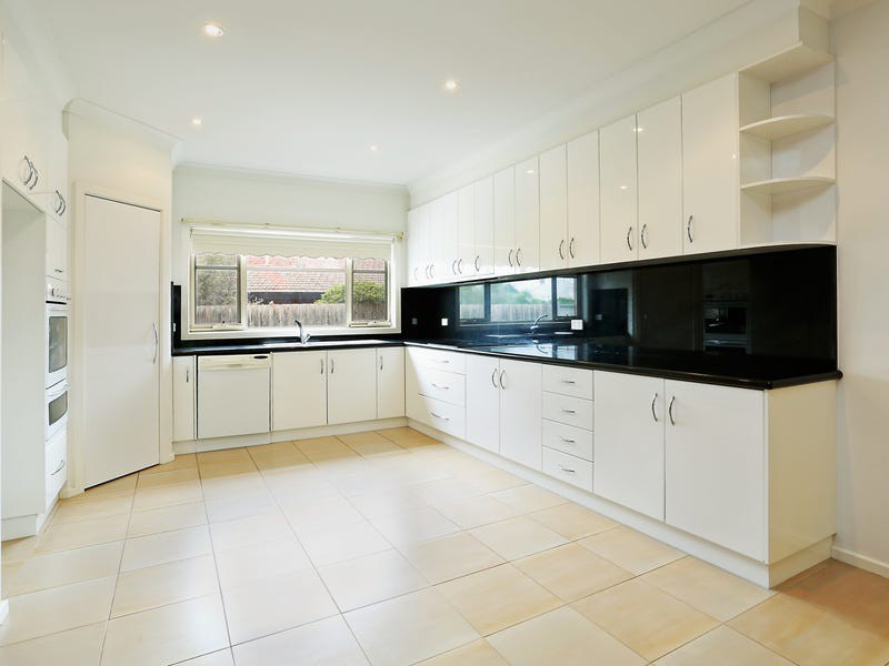 2/52 Mundy Street, Geelong, VIC 3220 - Thumbnail 2 - 29/04/2024