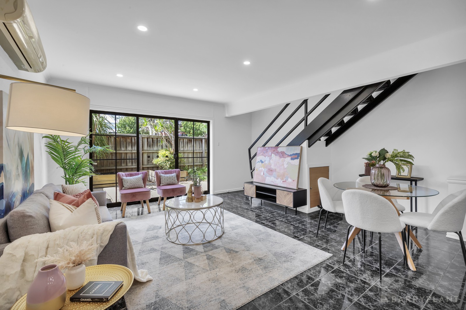 2/527 Princes Highway, Noble Park, VIC 3174 - Thumbnail 2 - 05/03/2026