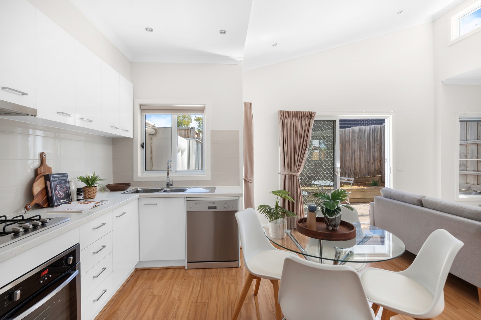 2/53 Chaleyer Street, Reservoir, VIC 3073, Reservoir - Thumbnail 4