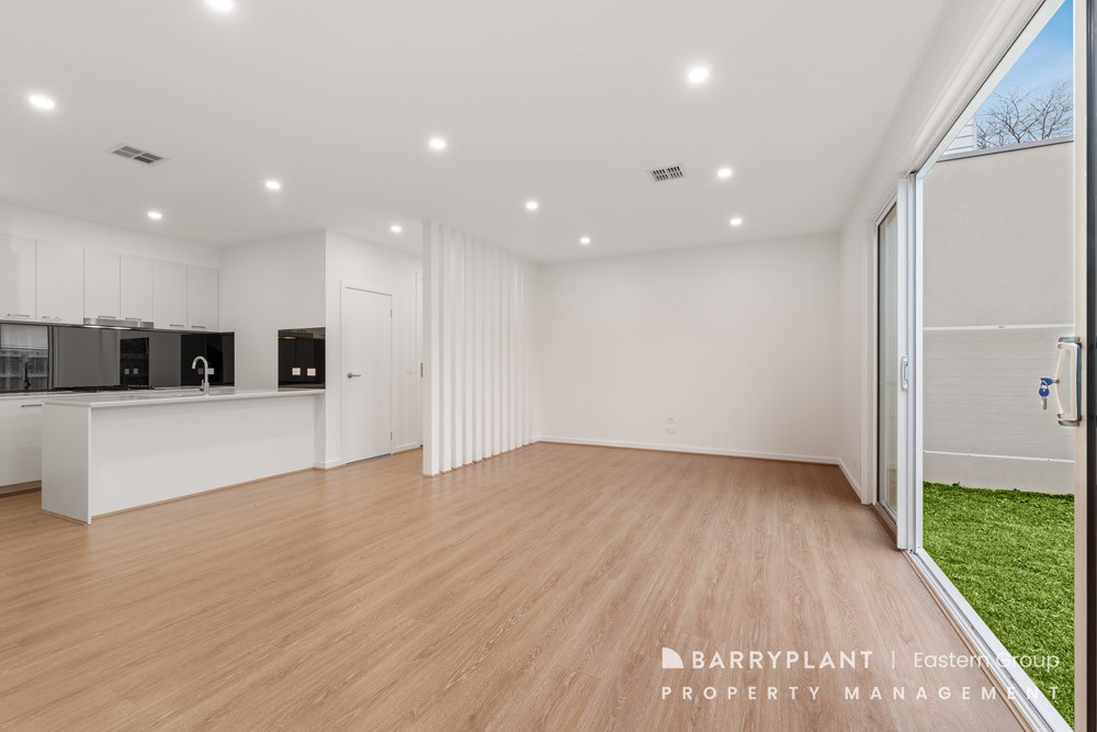 2/53 Lloyd ST, Heidelberg Heights, VIC 3081, Heidelberg Heights - Thumbnail 3