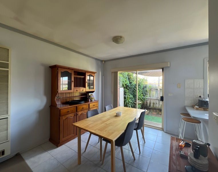 2/53 Pecks Road, Sydenham, VIC 3037, Sydenham - Thumbnail 2