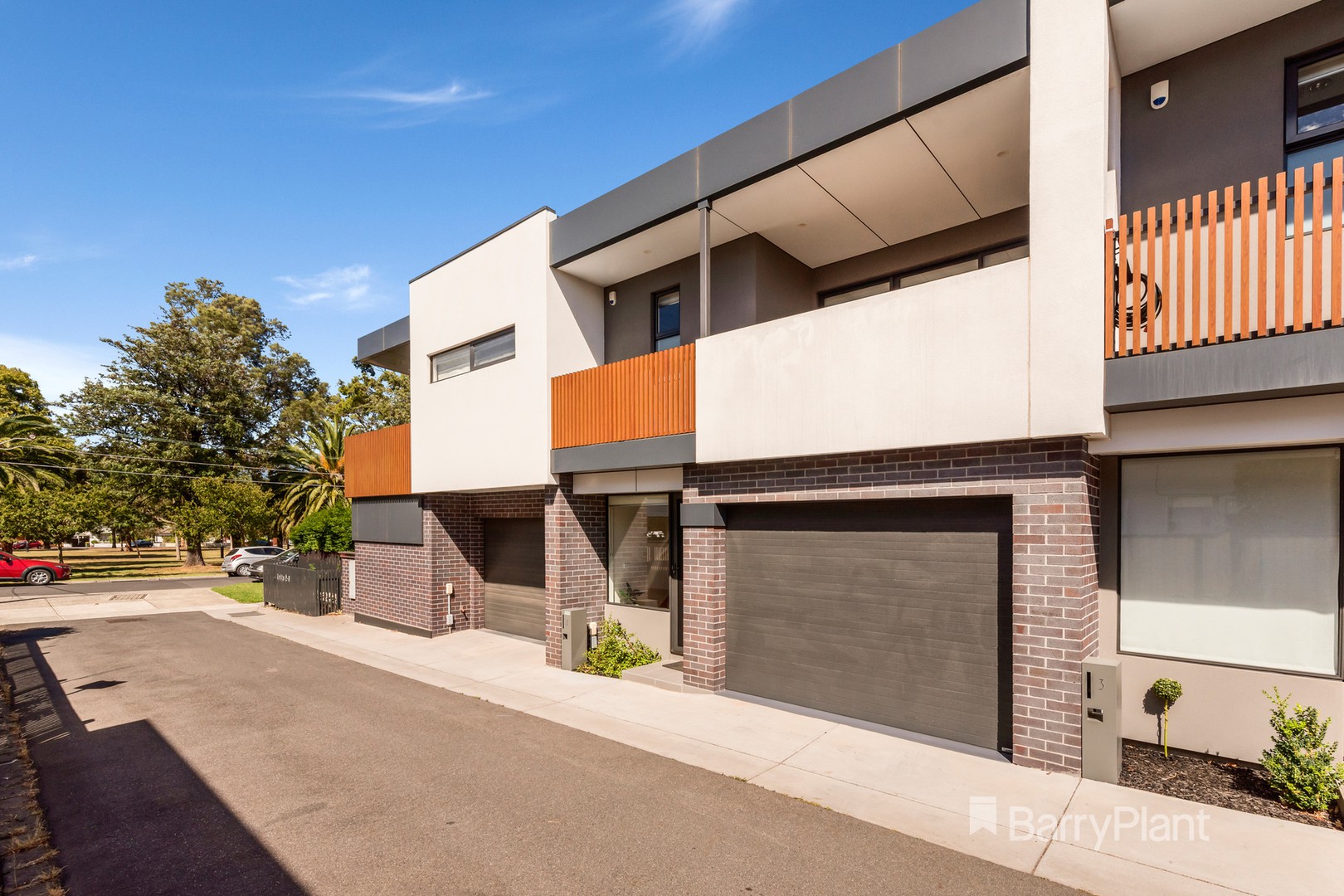 2/53A Pender StreetThornbury, VIC 3071, Thornbury - Thumbnail 2