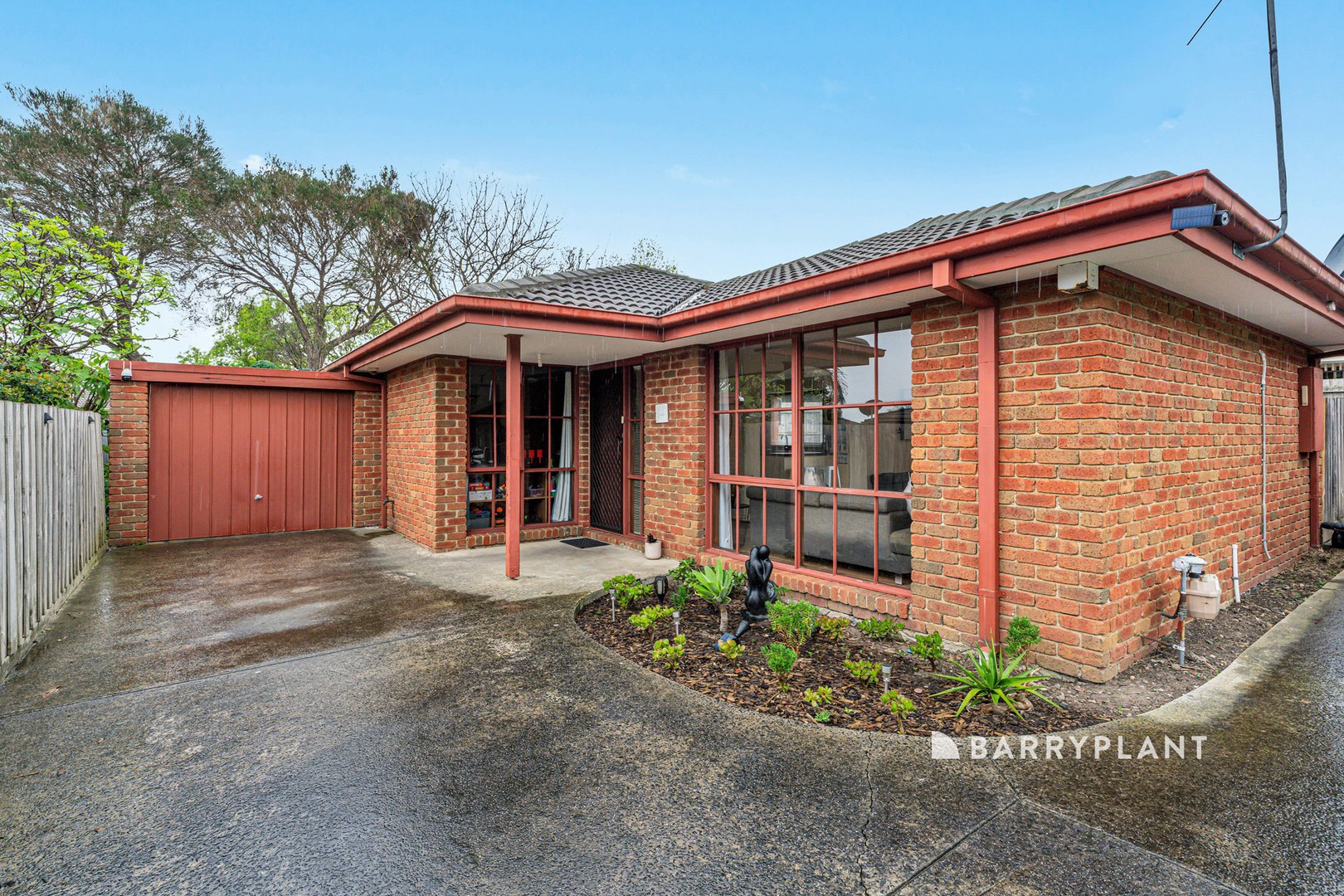 2/55 Collins Crescent, Berwick, VIC 3806 - Thumbnail 2 - 05/10/2026