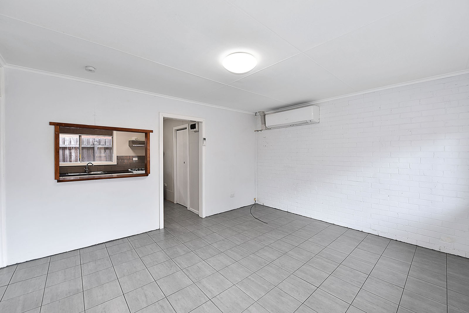 2/55 Hawker Street, Airport West, VIC 3042, Airport West - Thumbnail 2