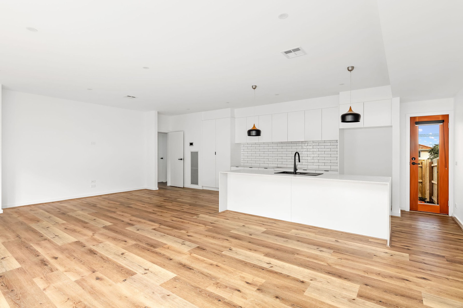 2/55 Nisbett Street, Reservoir, VIC 3073, Reservoir - Thumbnail 3