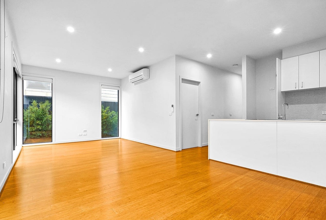 2/55 Oriel Road, Ivanhoe, VIC 3079 - Thumbnail 2 - 21/04/2026