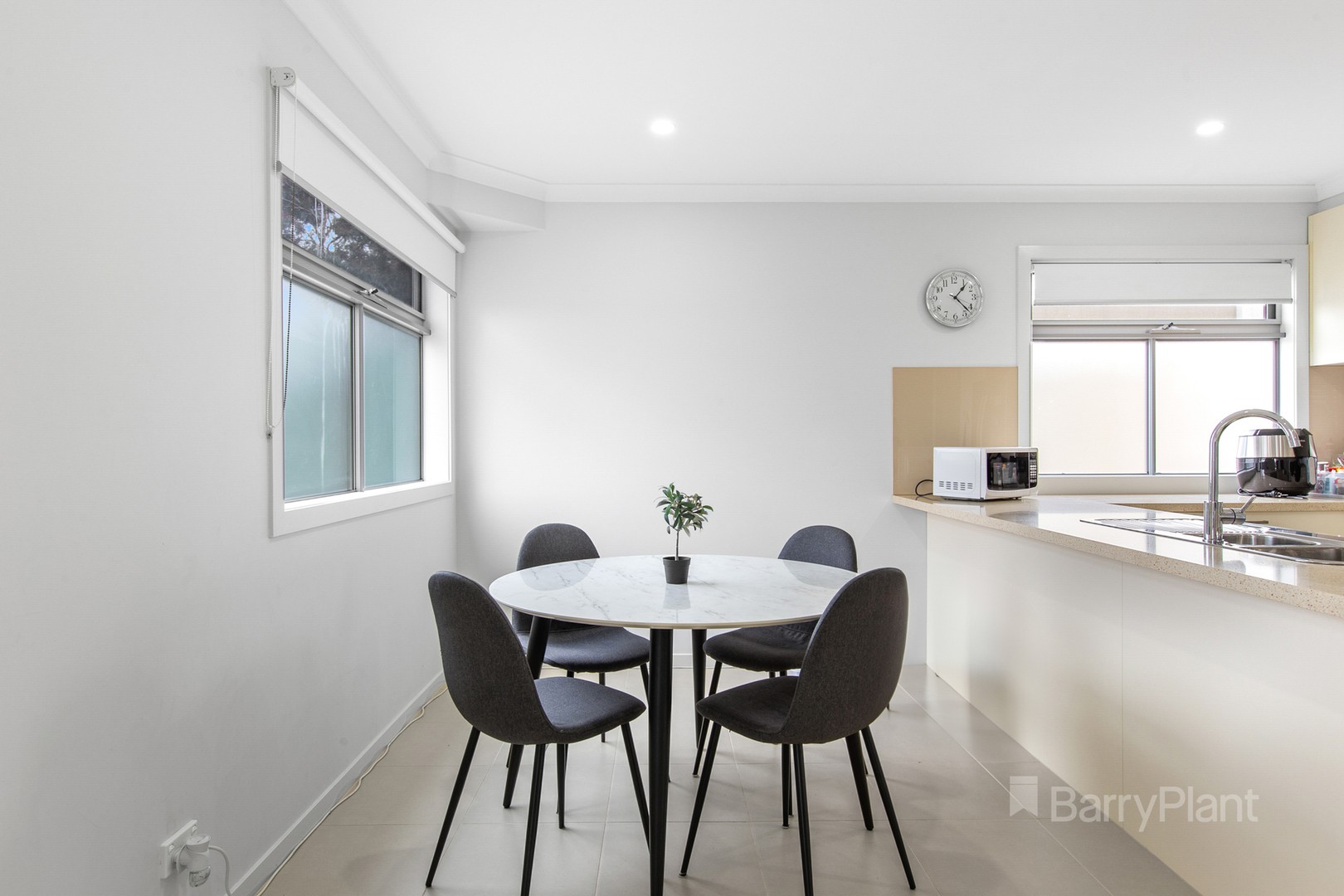 2/55B Oakwood Road, Albanvale, VIC 3021, Albanvale - Thumbnail 3