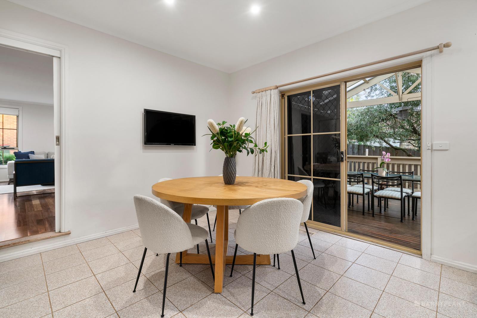 2/56 Devon Drive, Doncaster East, VIC 3109, Doncaster East - Thumbnail 5