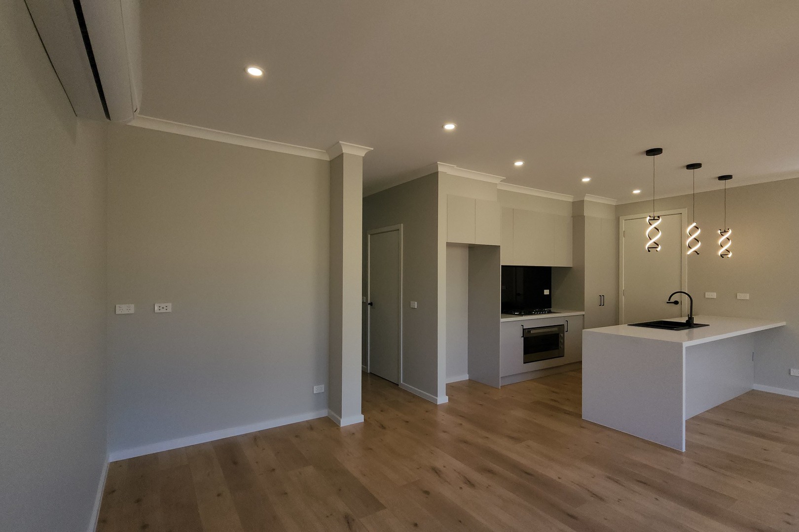 2/56 Dryden Concourse, Mooroolbark, VIC 3138 - Thumbnail 2 - 25/03/2024