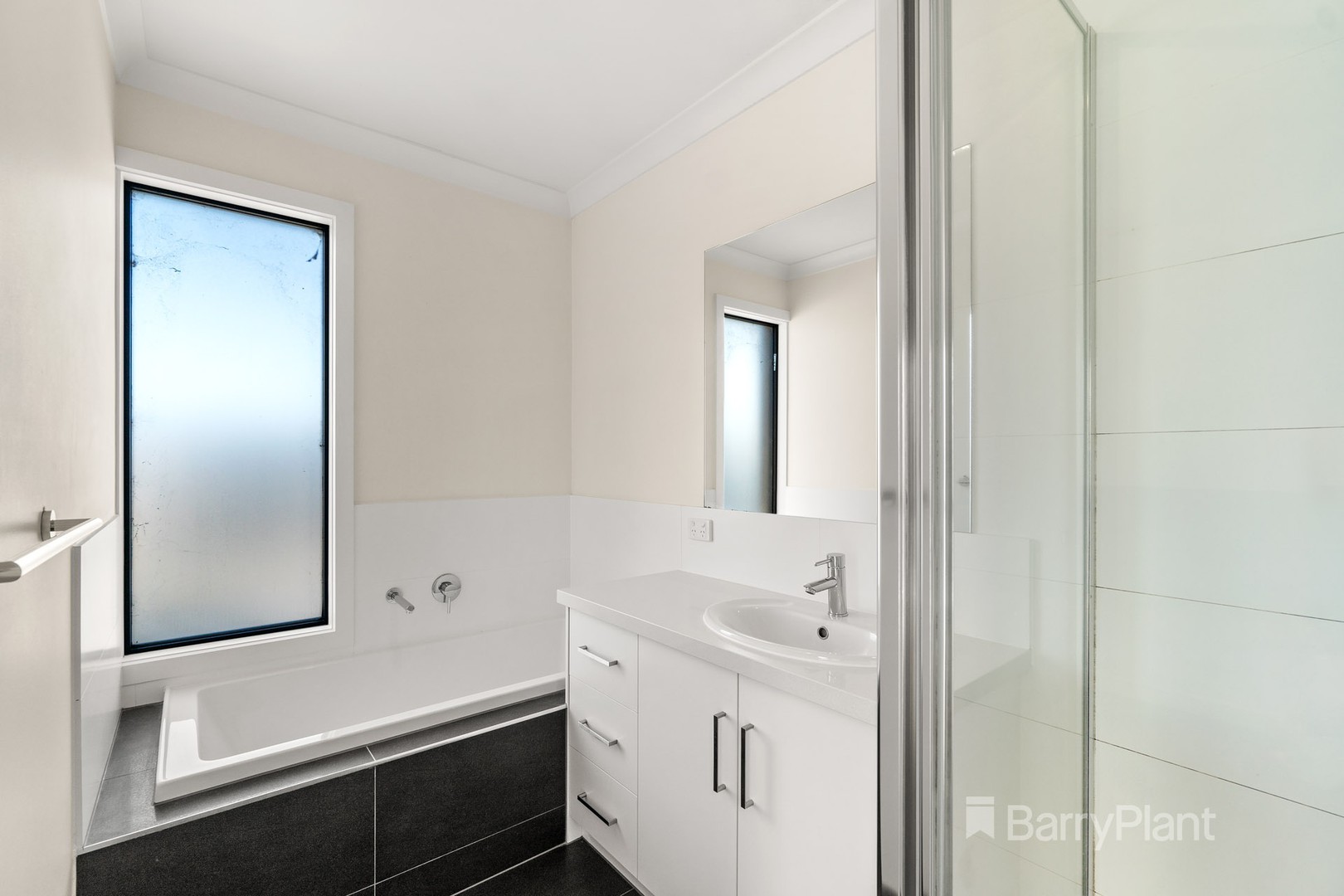 2/56 Elder Street, Watsonia, VIC 3087, Watsonia - Thumbnail 5