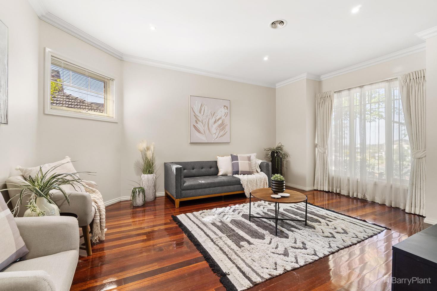2/581 Whitehorse Road, Mitcham, VIC 3132, Mitcham - Thumbnail 2