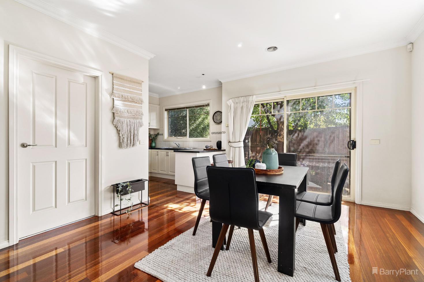 2/581 Whitehorse Road, Mitcham, VIC 3132, Mitcham - Thumbnail 4