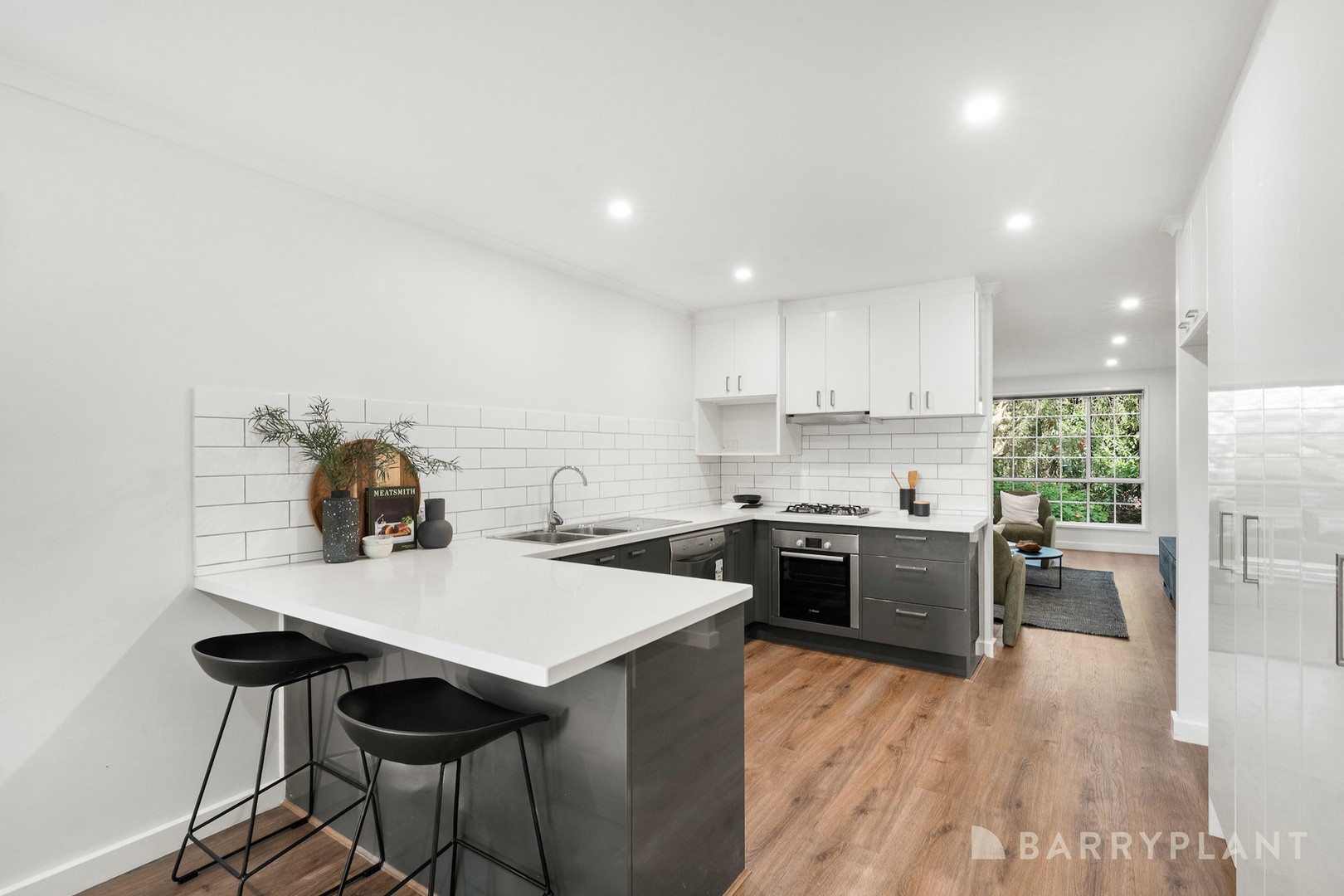 2/59 Hewish Road, Croydon, VIC 3136 - Thumbnail 2 - 08/10/2026
