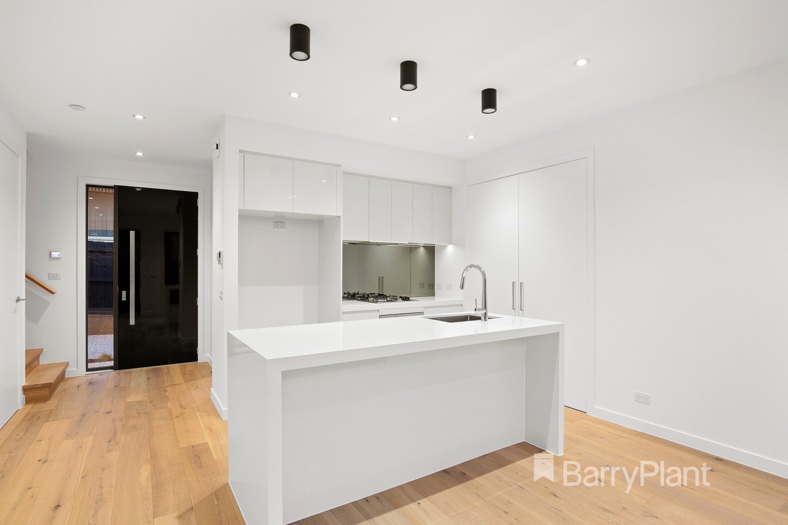 2/59 Turana Street, Doncaster, VIC 3108, Doncaster - Thumbnail 2