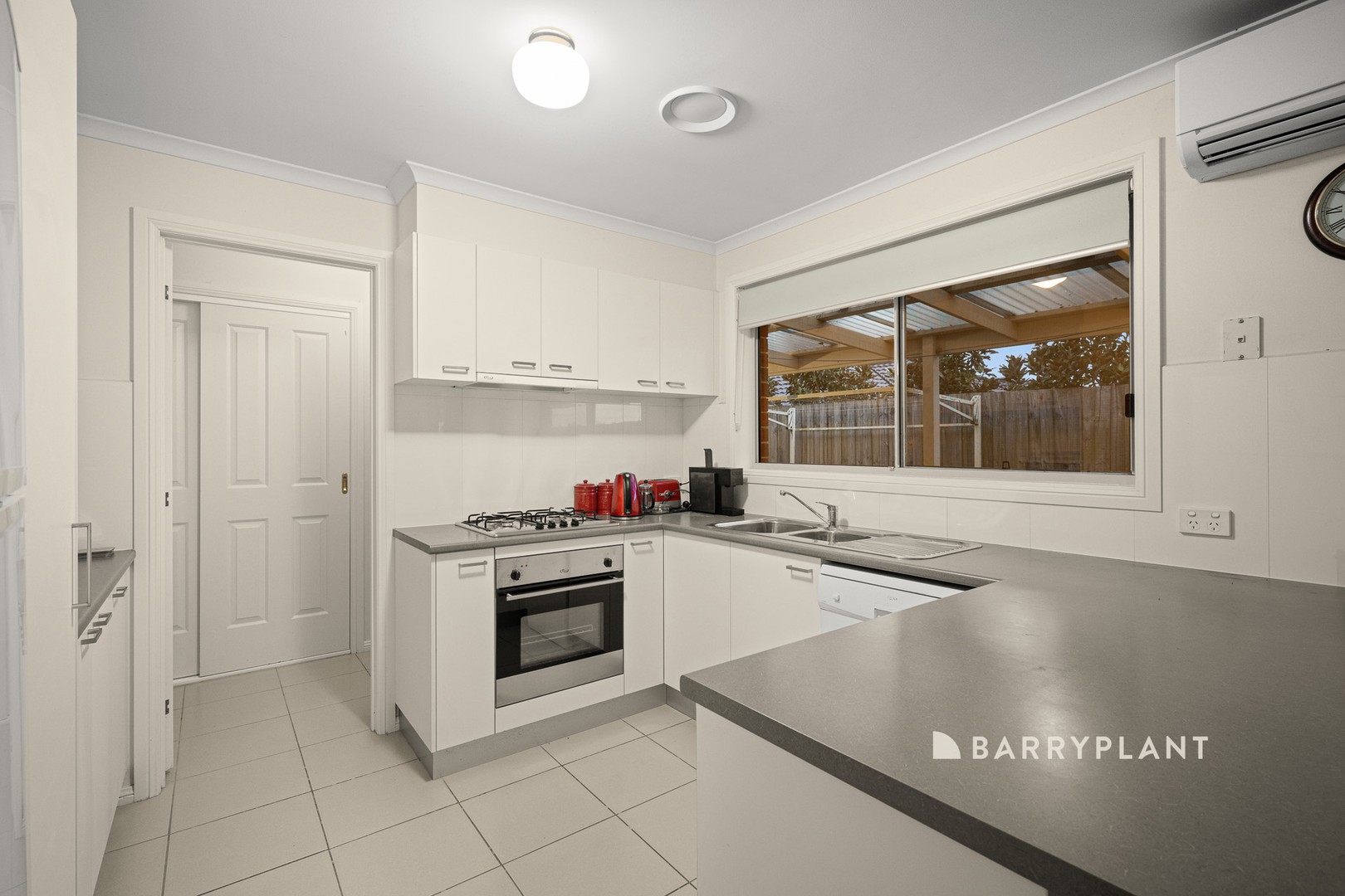 2/59 Victoria Street, Drouin, VIC 3818 - Thumbnail 2 - 08/09/2026