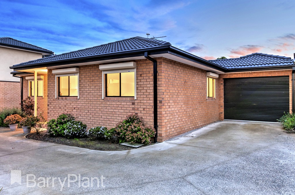 2/6-8 Glendenning Street, St Albans, VIC 3021 - Thumbnail 1 - 09/08/2023