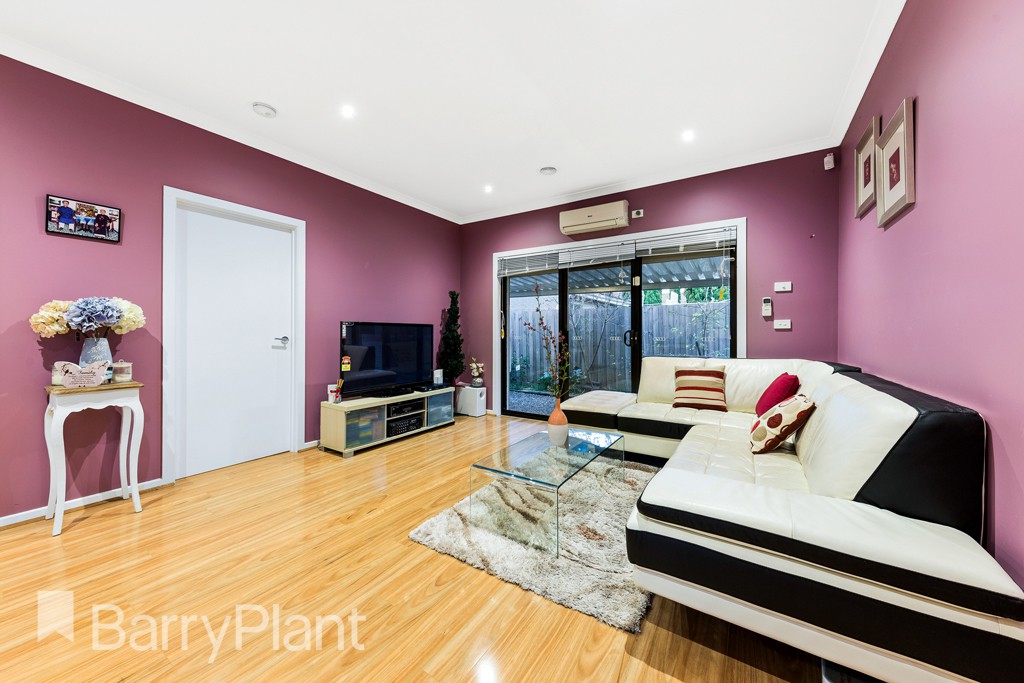 2/6-8 Glendenning Street, St Albans, VIC 3021 - Thumbnail 2 - 09/08/2023