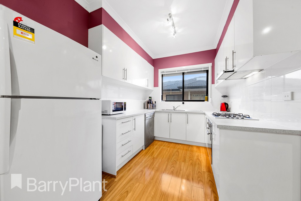 2/6-8 Glendenning Street, St Albans, VIC 3021, St Albans - Thumbnail 4