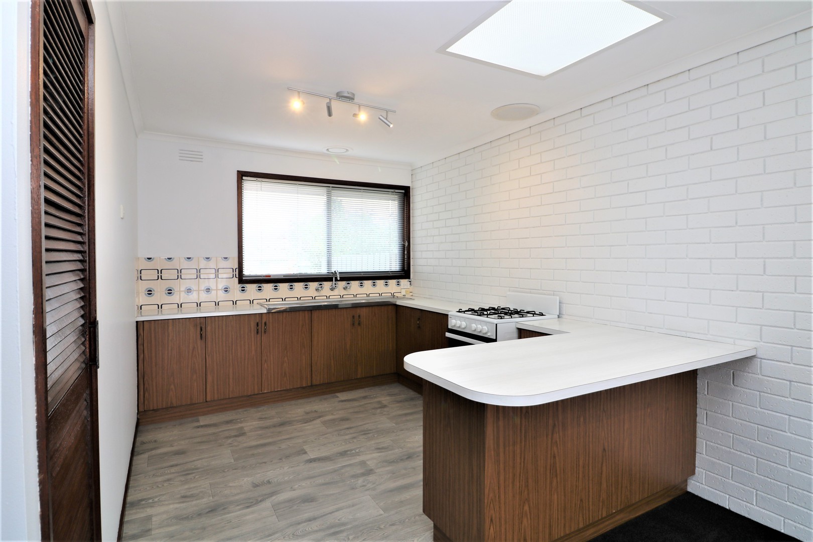 2/6-8 Matilda Court, Belmont, VIC 3216 - Thumbnail 1 - 08/02/2023