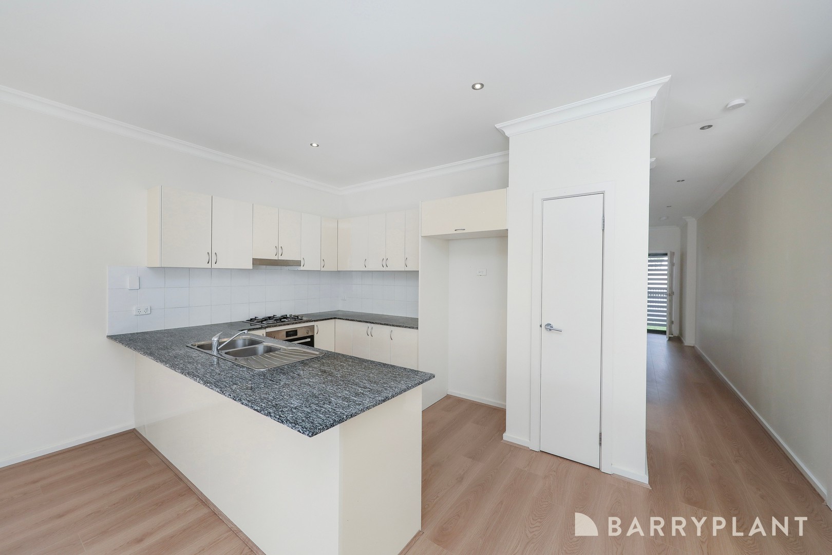 2/6 Baird Street, Maidstone, VIC 3012, Maidstone - Thumbnail 3