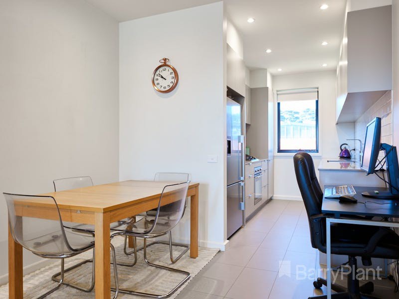 2/6 Bellevue Road, Cheltenham, VIC 3192, Cheltenham - Thumbnail 3