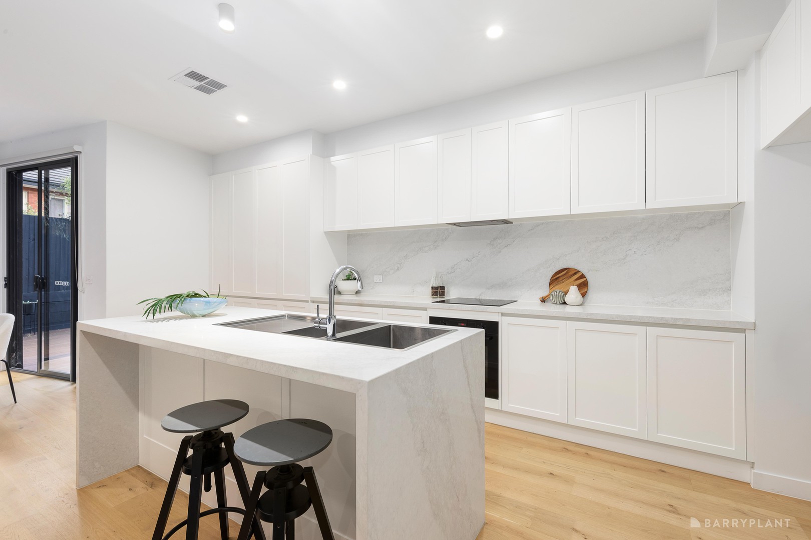 2/6 Boronia Grove, Doncaster East, VIC 3109, Doncaster East - Thumbnail 6