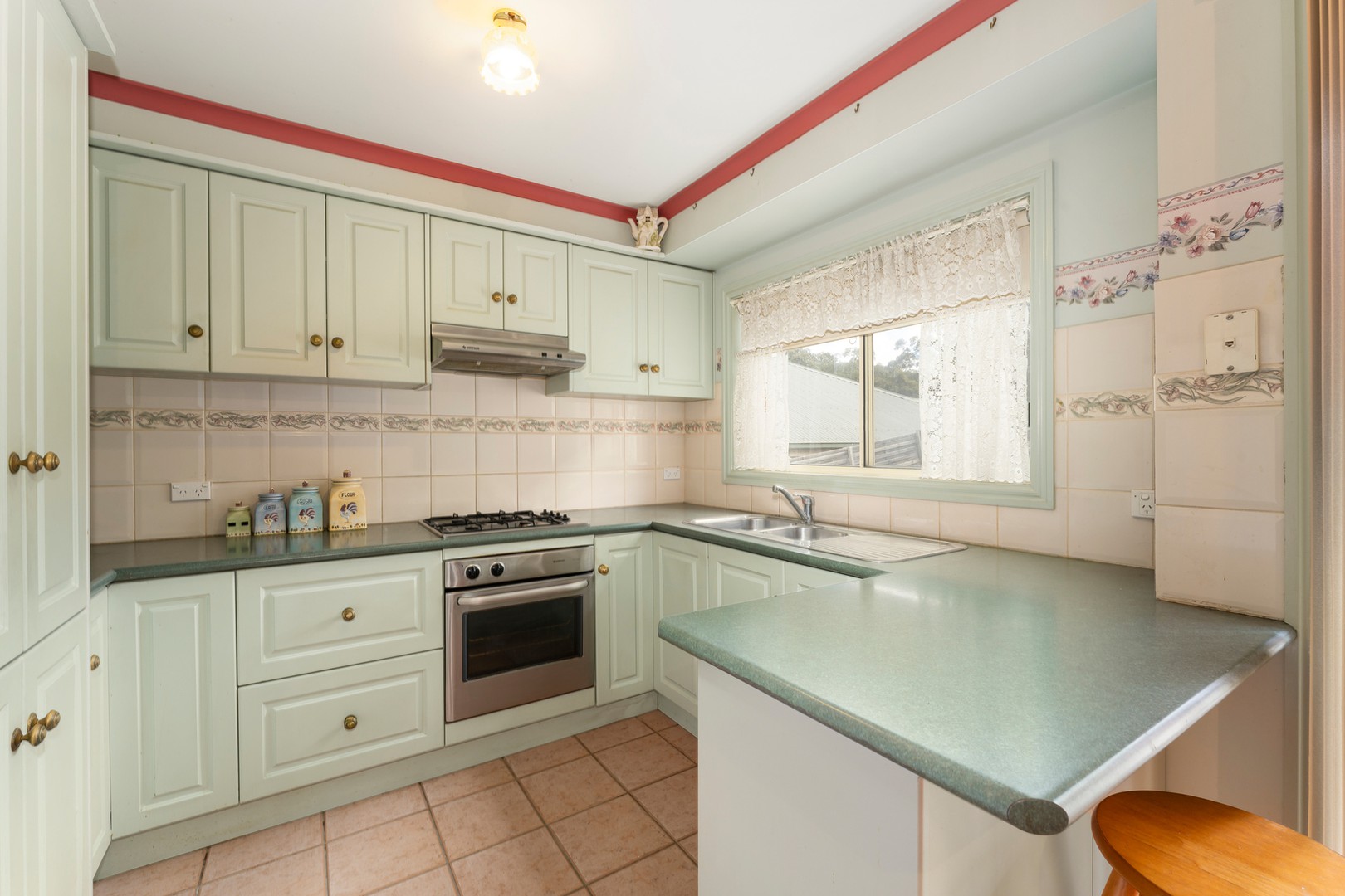 2/6 Edmonds Street, Diamond Creek, VIC 3089, Diamond Creek - Thumbnail 3