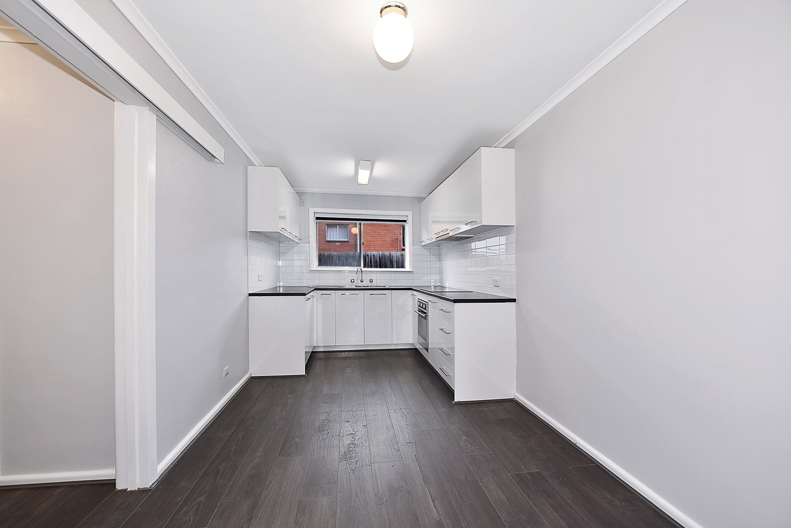 2/6 Edward Street, Essendon, VIC 3040, Essendon - Thumbnail 2