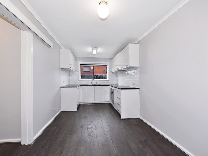 2/6 Edward Street, Essendon, VIC 3040 - Thumbnail 2 - 12/02/2024