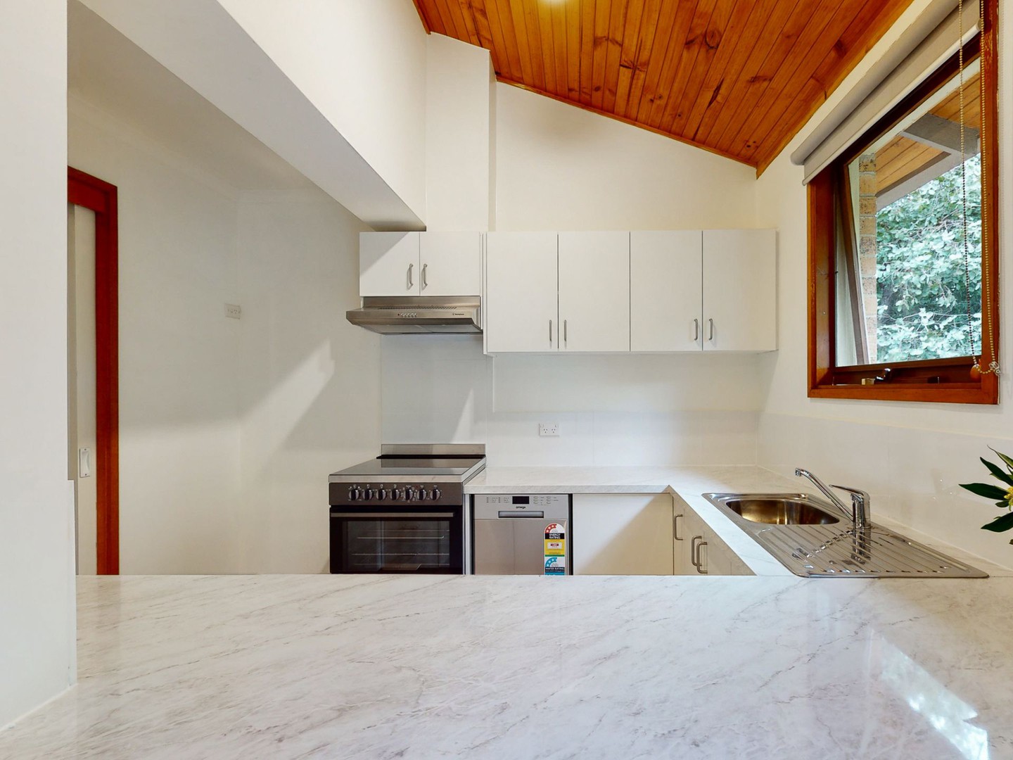 2/6 Howard Street, Box Hill, VIC 3128, Box Hill - Thumbnail 6
