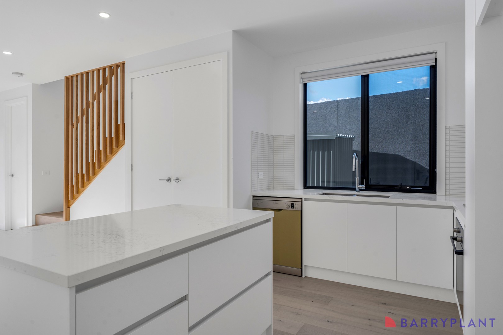 2/6 Juniper Crescent, Thomastown, VIC 3074, Thomastown - Thumbnail 3