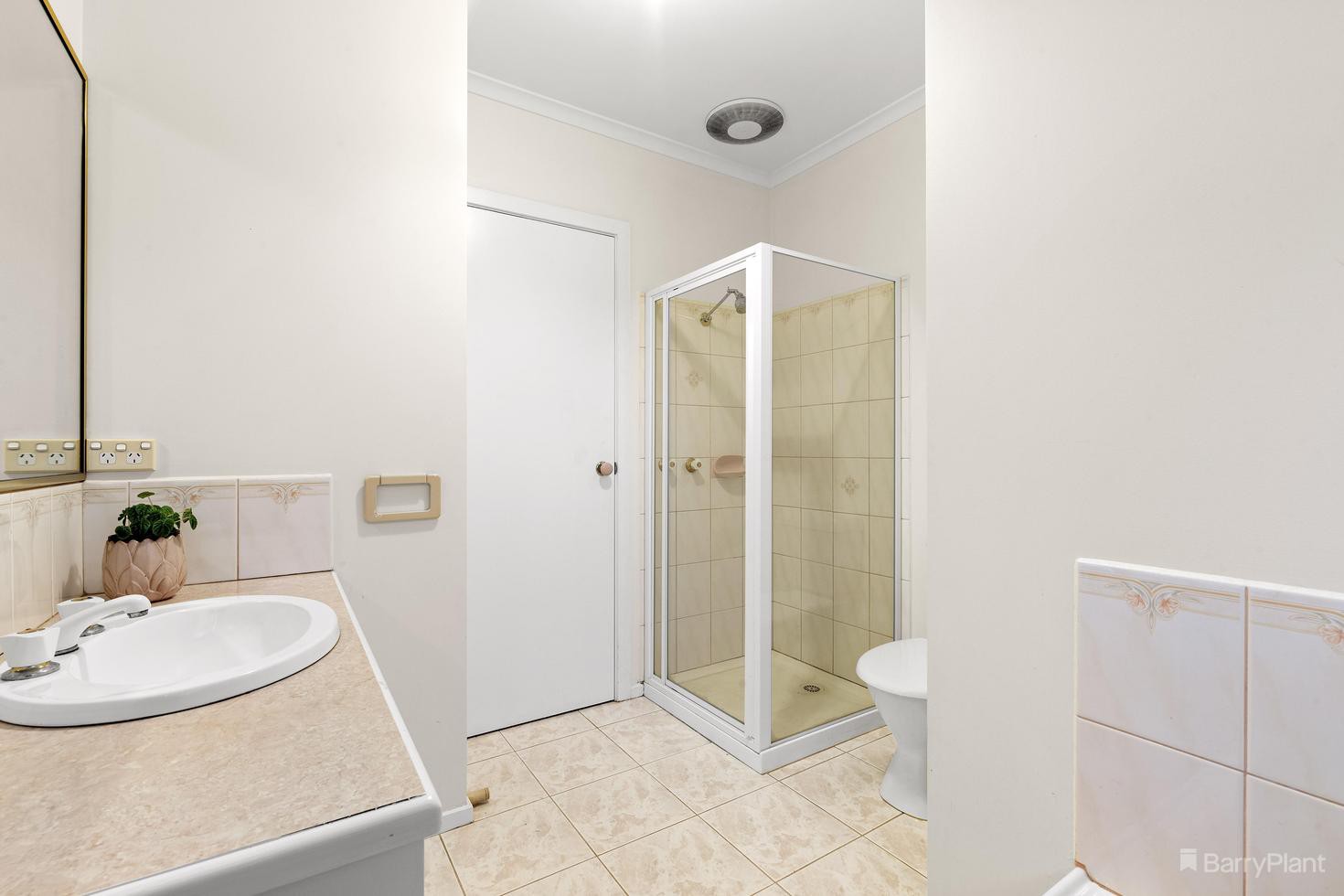2/6 Molleton Street, Blackburn, VIC 3130, Blackburn - Thumbnail 8