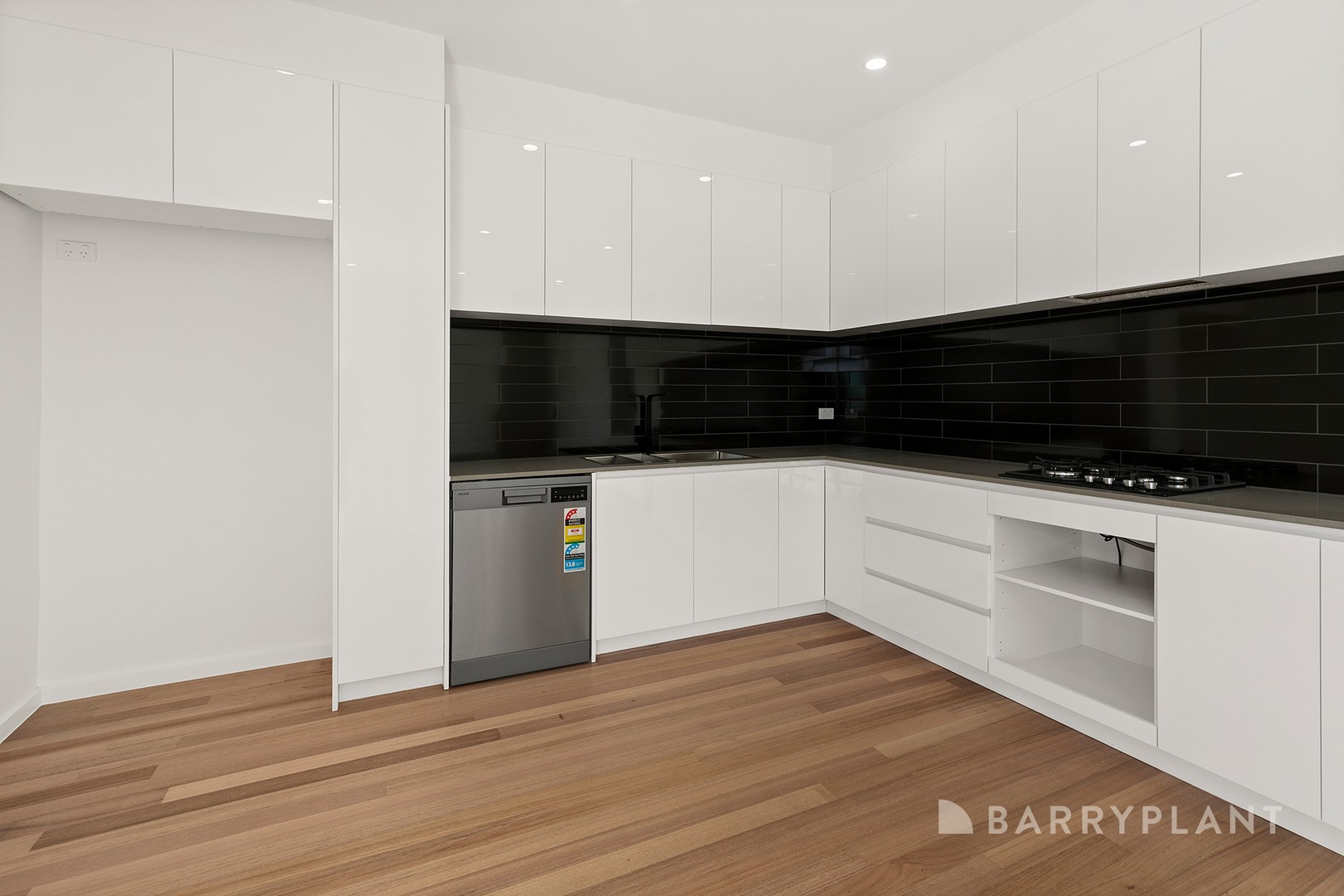 2/6 Oxley Court, Broadmeadows, VIC 3047, Broadmeadows - Thumbnail 3