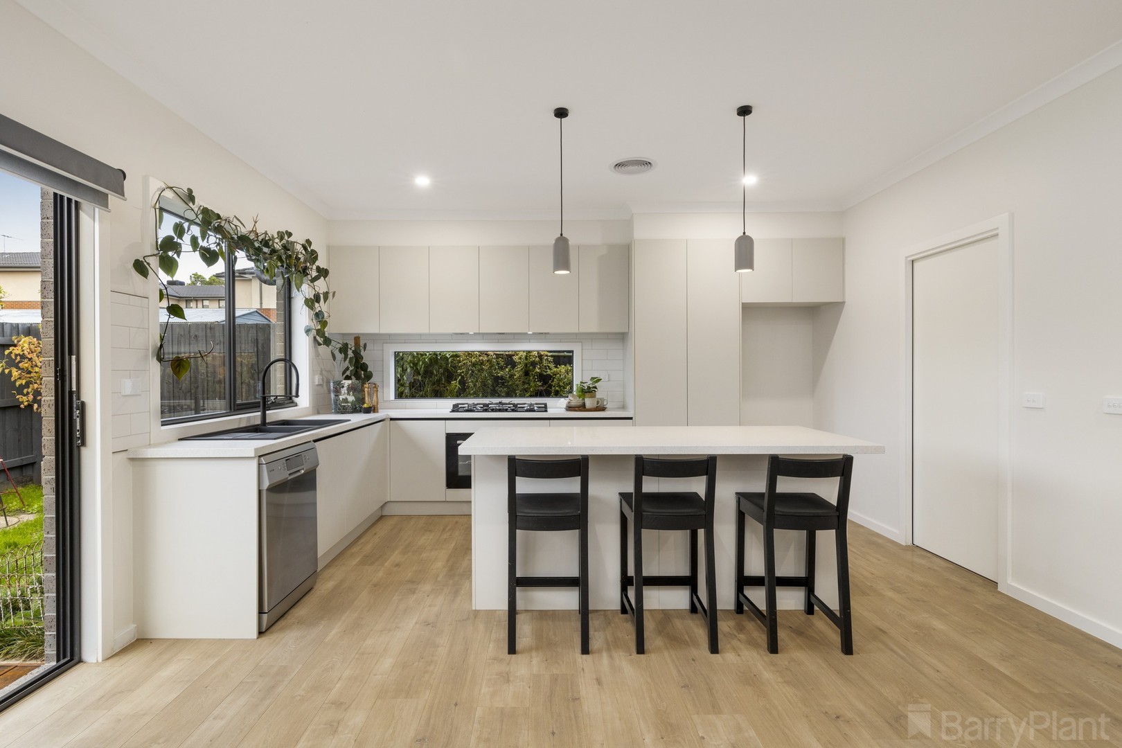 2/6 Plaza Court, Lilydale, VIC 3140, Lilydale - Thumbnail 3