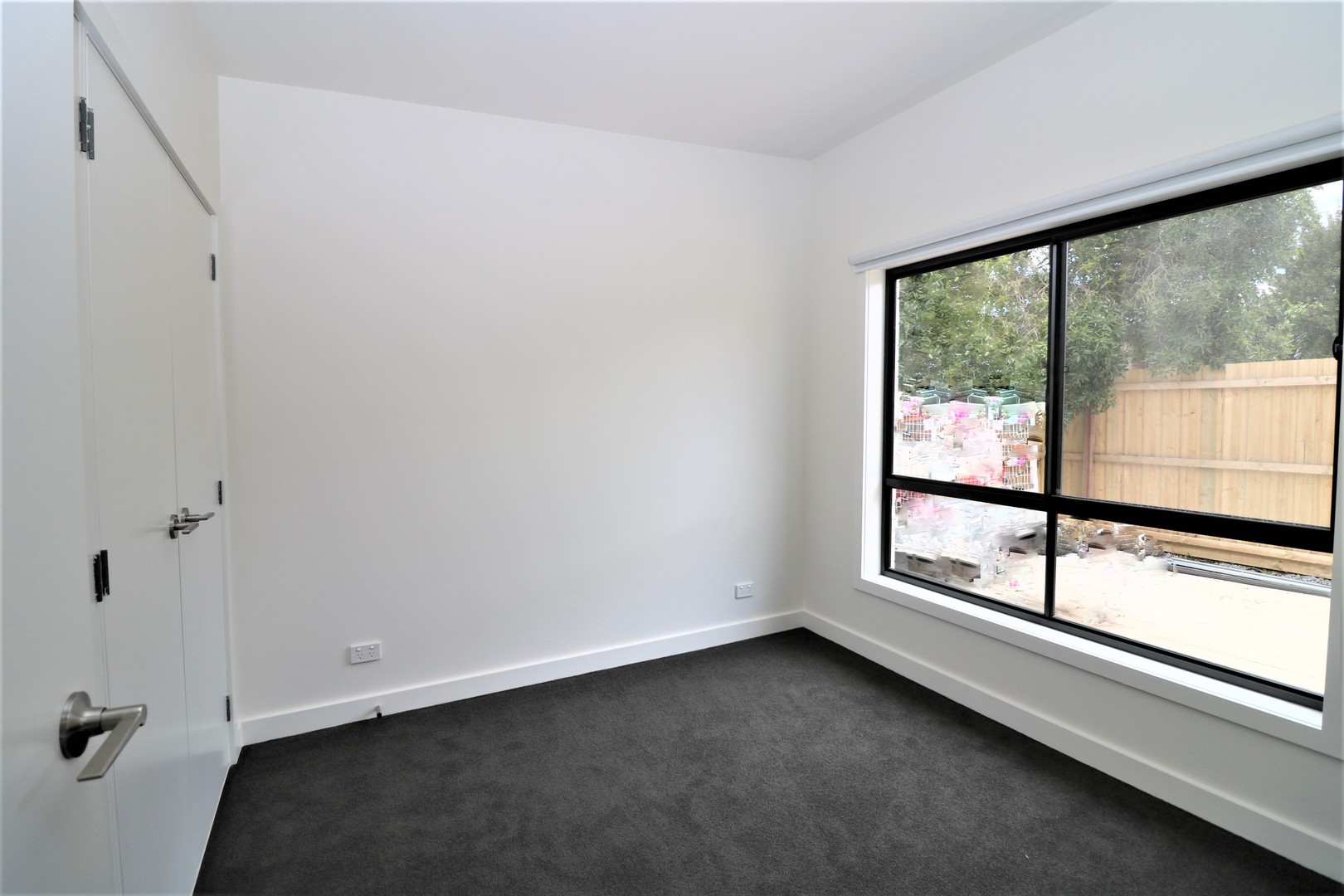 2/6 Rix  Street, Herne Hill, VIC 3218, Herne Hill - Thumbnail 5