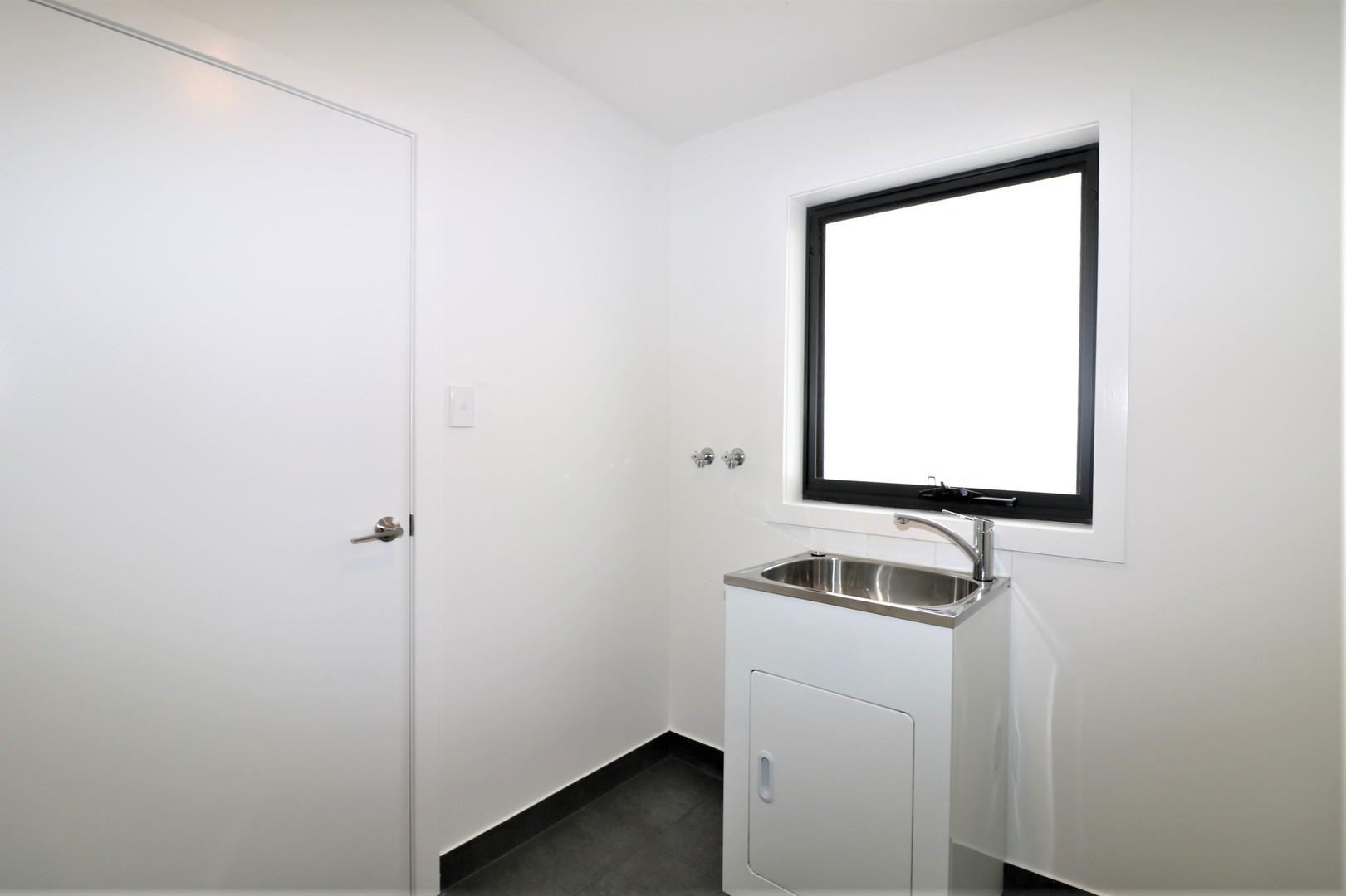 2/6 Rix  Street, Herne Hill, VIC 3218, Herne Hill - Thumbnail 7