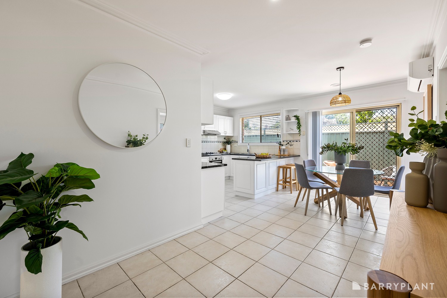 2/6 Sturt Street, Sunshine, VIC 3020, Sunshine - Thumbnail 4